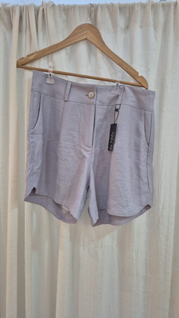 Short marram. G. GG