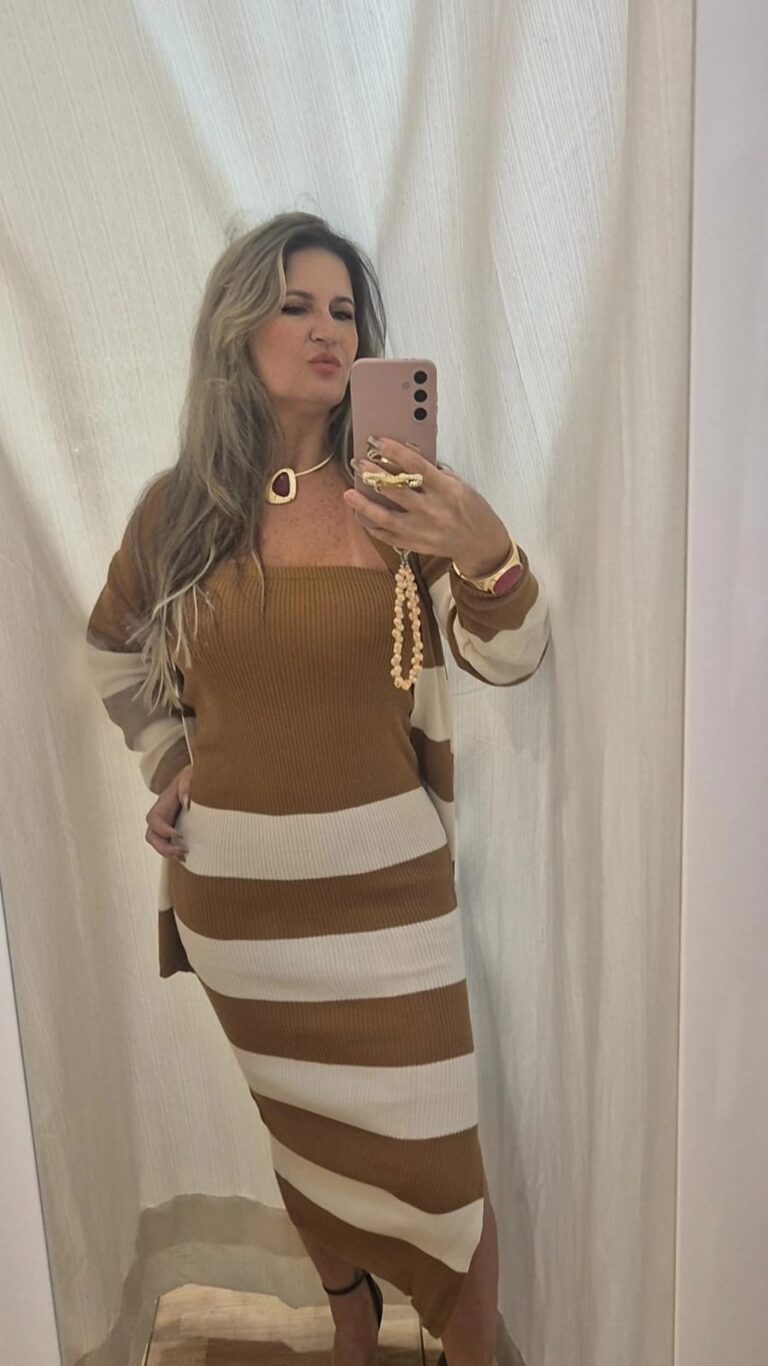 Vestido longo tomara que caia. Tamanho único
