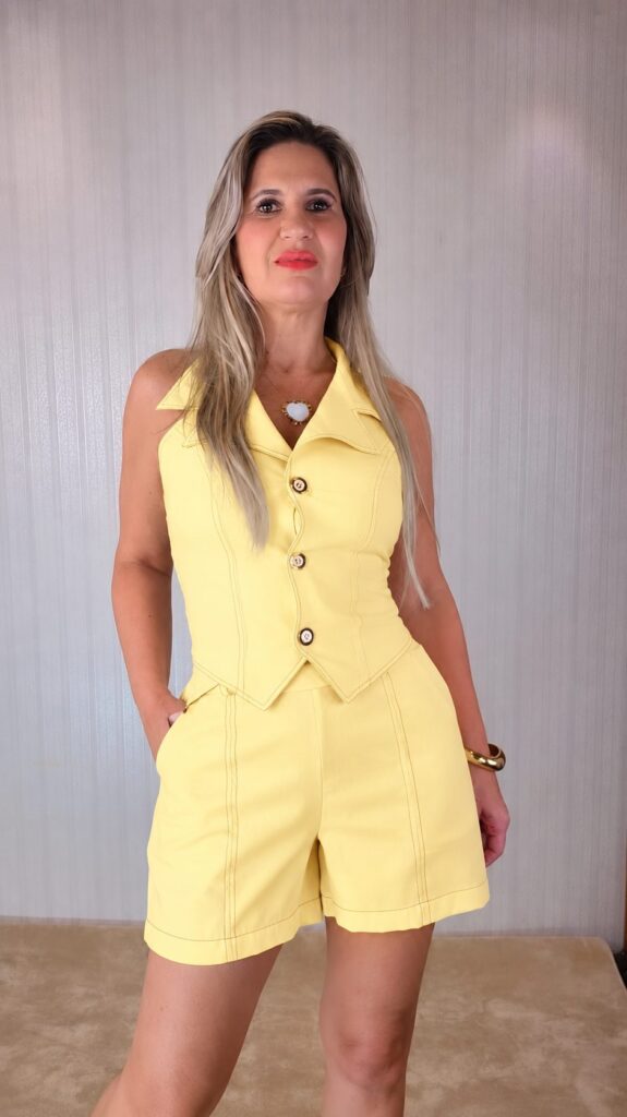 amarelo